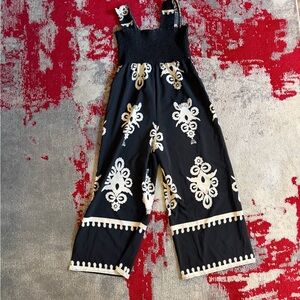 SHEIN Elegant Black and White Romper